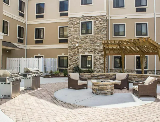 Staybridge Suites Jacksonville - Camp Lejeune Area by IHG hotel detail image 4