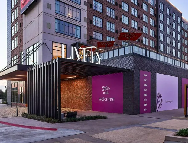 Lively Hotel On Oak Oklahoma City Tapestry By Hilton hotel detail image 4