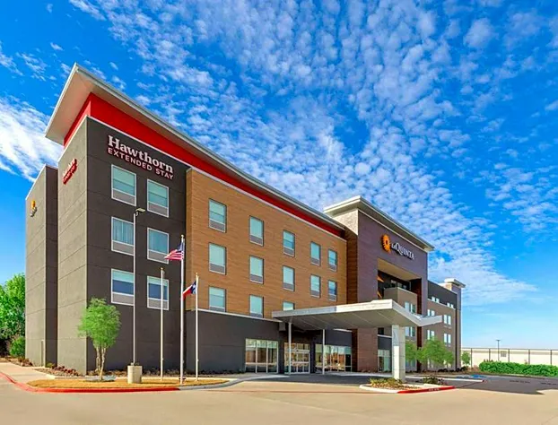 Hawthorn Extended Stay by Wyndham DeSoto hotel detail image 1