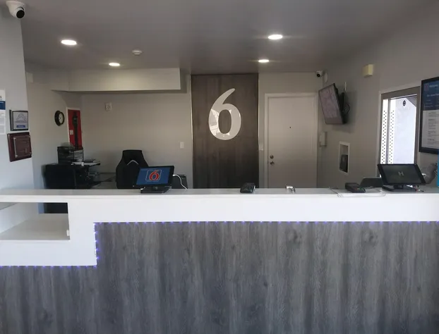 Studio 6 West Sacramento, CA hotel detail image 1