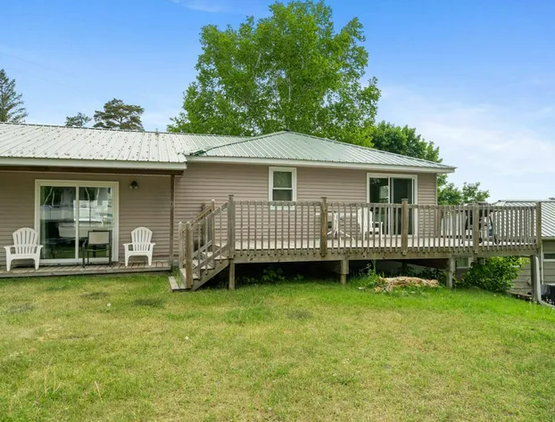 South Arm Retreat 2BDR Lake Charlevoix hotel detail image 2