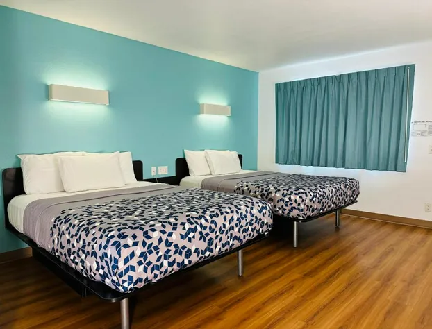 Beachside Inn hotel detail image 2