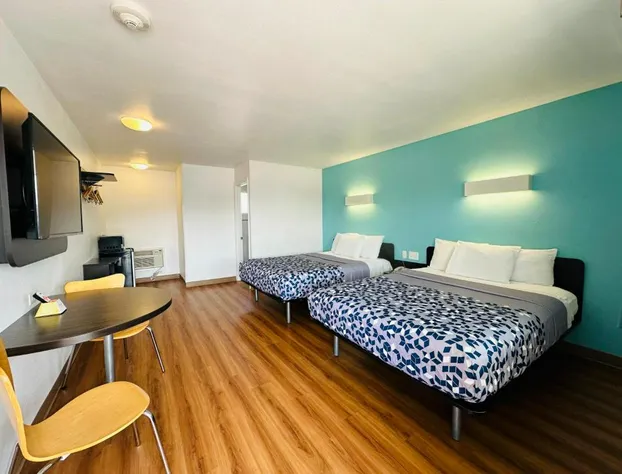 Beachside Inn hotel detail image 3