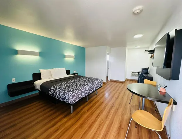 Beachside Inn hotel detail image 4