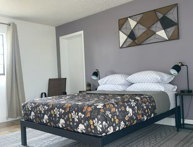 Bonsai - A Modern Motor Court hotel detail image 2