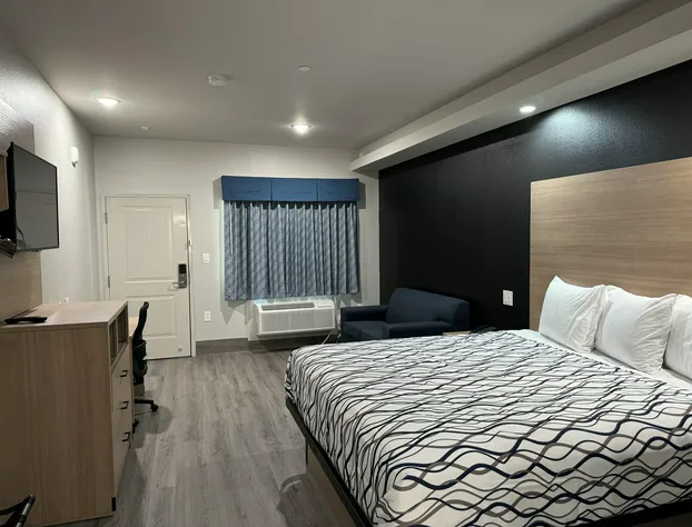 Crystal Inn hotel detail image 3