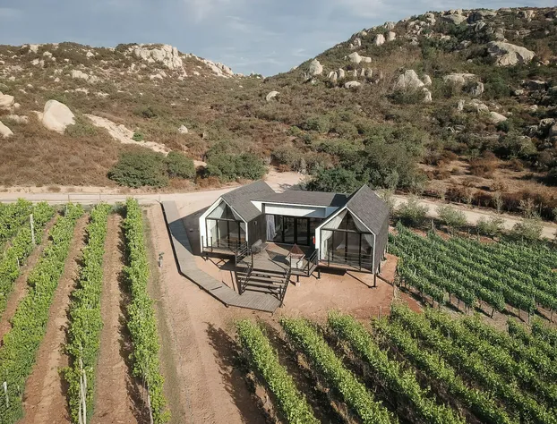 Oeno Wine Lodge hotel detail image 4