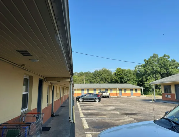 johns motel hotel detail image 2