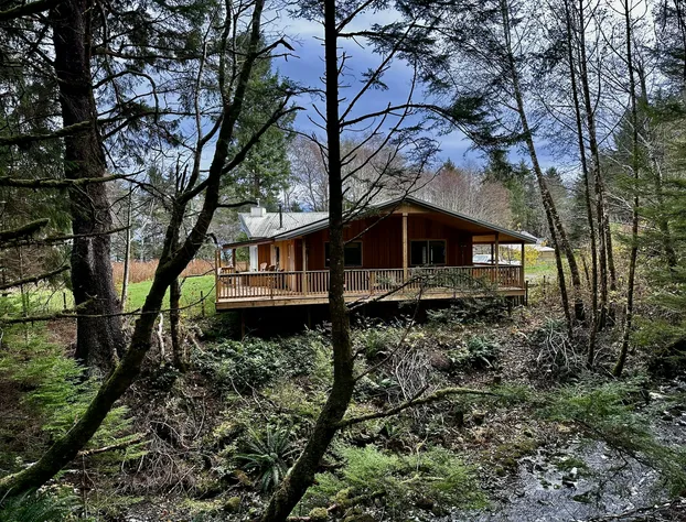 Green Coast Lodge hotel detail image 1