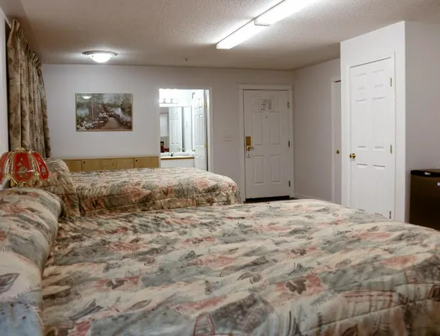 Western Budget Motel Plus Mosaic Suites hotel detail image 3