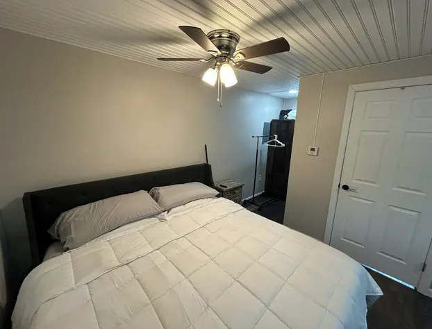 Meads Motel hotel detail image 1