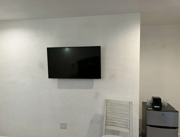 Sherwood Motel hotel detail image 4