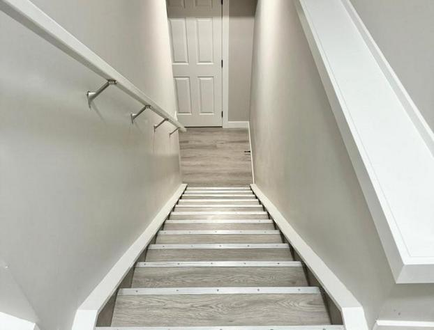 Private Modern Retreat in NW hotel detail image 1