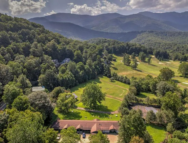 Lodge at Mount Mitchell hotel detail image 4