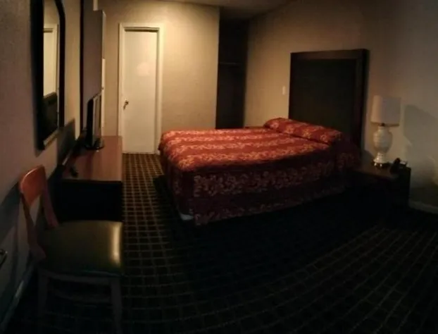 Budget Lodge by OYO Portland West hotel detail image 3