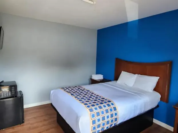 Buckroe Motel hotel detail image 3