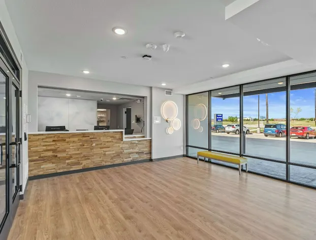 ECHO Suites Extended Stay by Wyndham Dallas Plano/Richardson hotel detail image 2