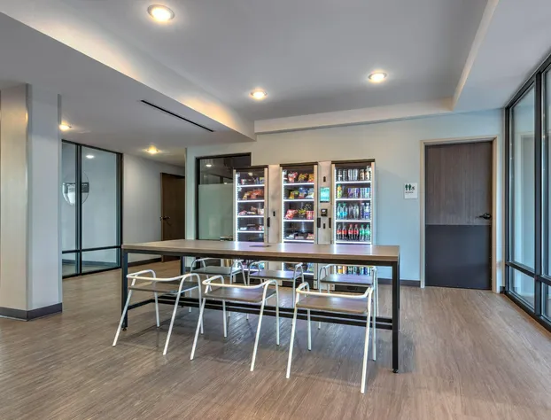 ECHO Suites Extended Stay by Wyndham Dallas Plano/Richardson hotel detail image 4