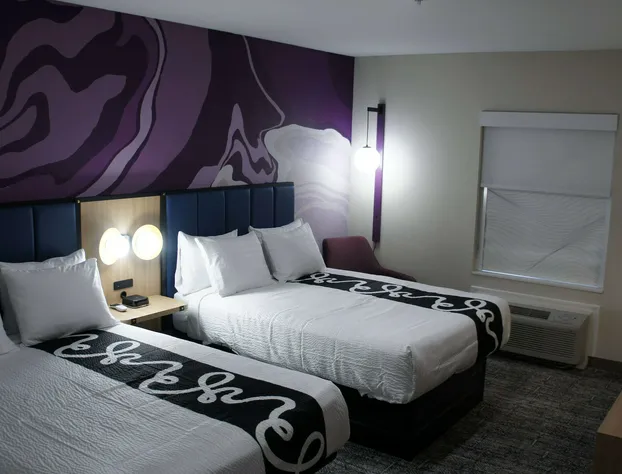 La Quinta Inn & Suites by Wyndham Memphis East hotel detail image 3