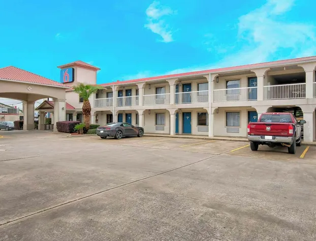 Studio 6 Sulphur, LA hotel detail image 1