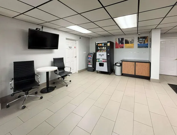 Studio 6 Sulphur, LA hotel detail image 2