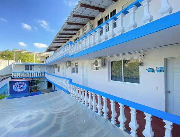 OYO Hotel Zihuatanejo Malibu hotel detail image 3