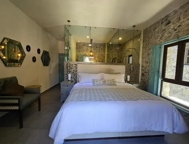 Castello di Carlo - Suite Carlo I hotel detail image 3