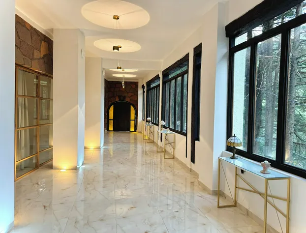 Mansionality Loftd hotel detail image 2