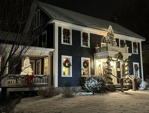 The Inn Crowd Bed and Breakfast hotel detail image 4