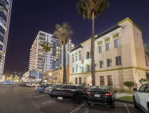 Lumea by the Sea Long Beach Convention Center hotel detail image 2