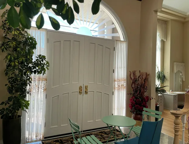 Rose Garden Vancouver Airport-Richmond BC hotel detail image 3