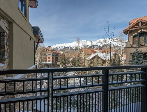 Lumiere by Dunton hotel detail image 3