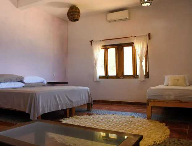 Seacliff Paradise hotel detail image 3