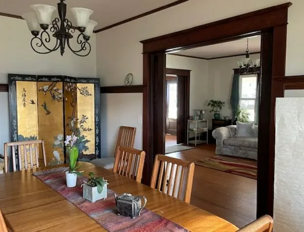 Relax Inn The Grove hotel detail image 1