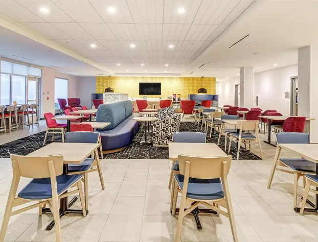 Home2 Suites By Hilton Crestview I-10 hotel detail image 3