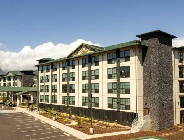 Hampton Inn & Suites Maui North Shore hotel detail image 1