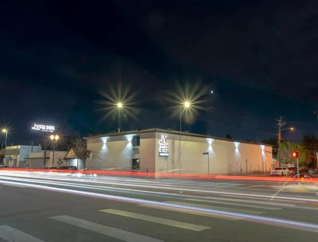 LYFE INN & SUITES by AGA- North Hollywood Universal Studios hotel detail image 1