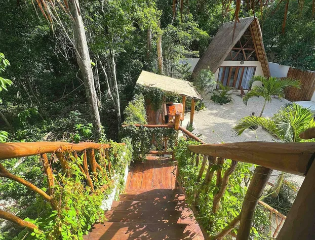 Tzunum Jade hotel detail image 1