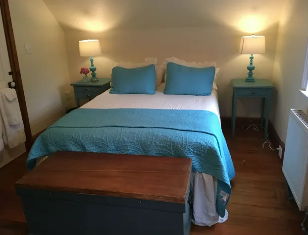 Sawyer's Creek Bed and Breakfast hotel detail image 4