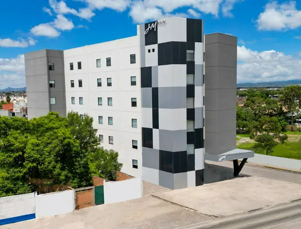 JM & Suites hotel detail image 1