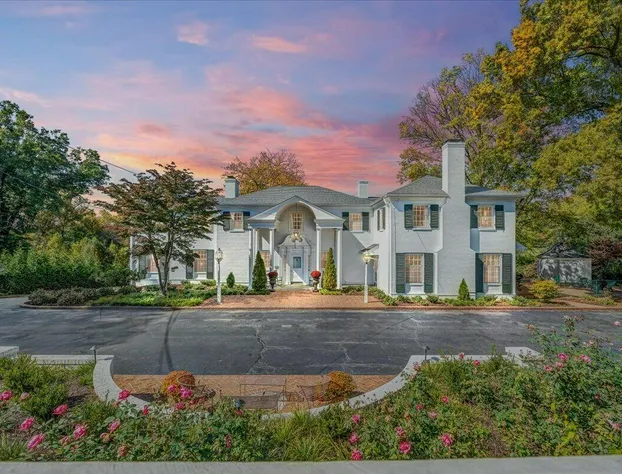 The Oakdale Inn hotel detail image 1