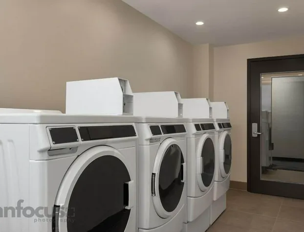 Hyatt House Mississauga / Airport Corporate Centre hotel detail image 4