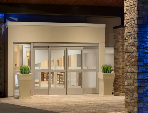 Holiday Inn Express and Suites Muncie Northwest by IHG hotel detail image 1