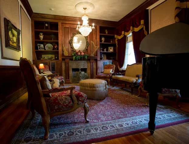 Boggs Mansion hotel detail image 3