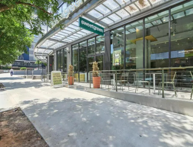 Sentral West Midtown At Star Metals hotel detail image 1