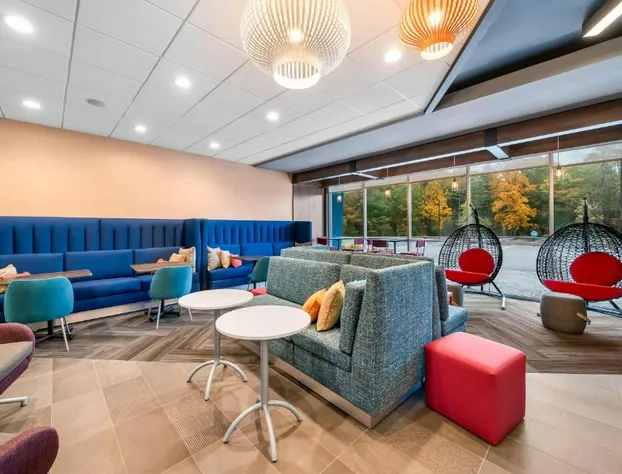 Tru By Hilton Brockton hotel detail image 4