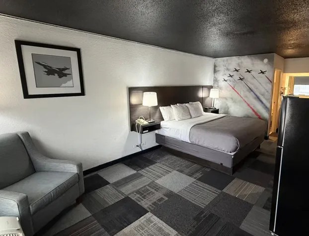 Eglin Extended Stay Hotel, a Howard Johnson by Wyndham hotel detail image 1