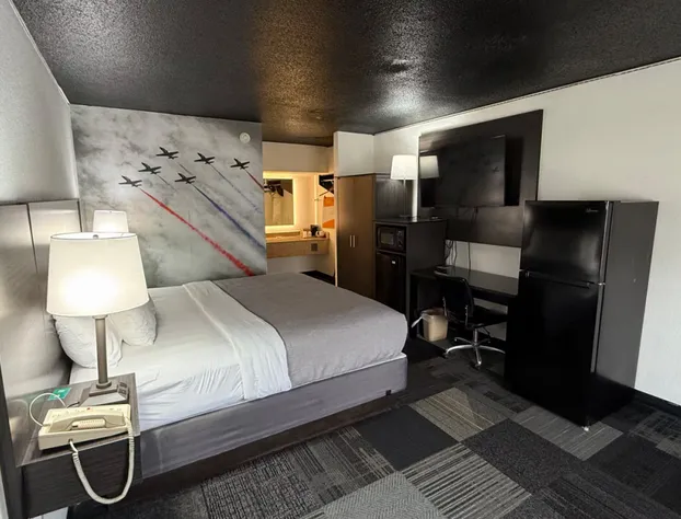 Eglin Extended Stay Hotel, a Howard Johnson by Wyndham hotel detail image 2