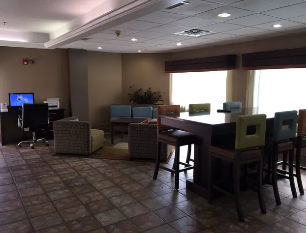 Spark by Hilton Wytheville East Main Street hotel detail image 1