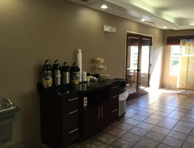 Spark by Hilton Wytheville East Main Street hotel detail image 2